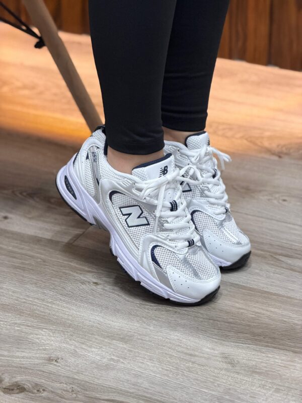 New Balance 530