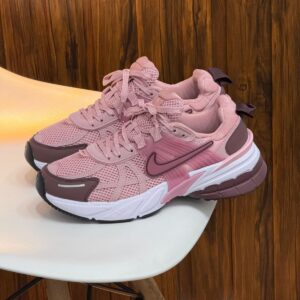 Nike V2k